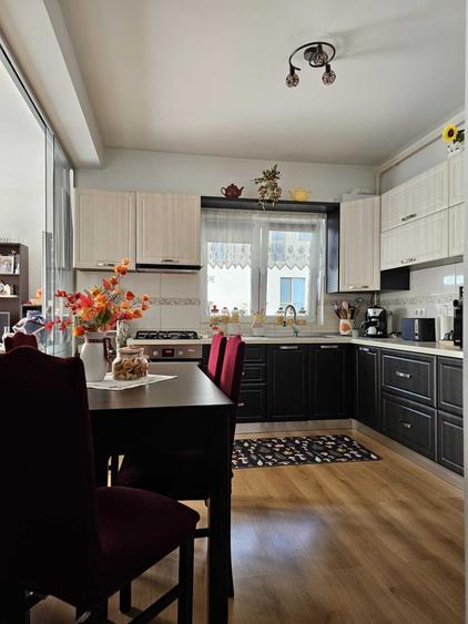 Apartament cu 2 camere decomandat în Unirii