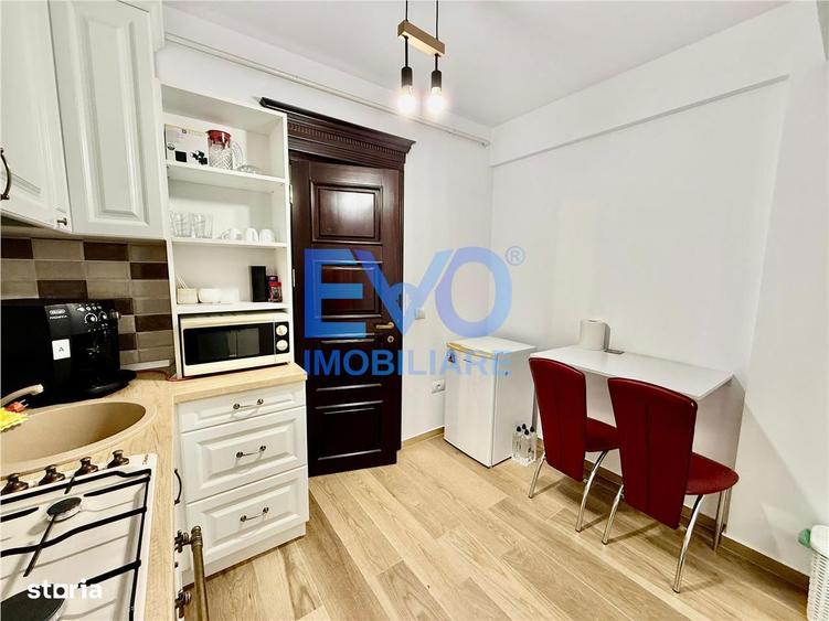 Apartament cu 3 camere decomandat în Galata