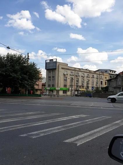 Garsonieră semidecomandată, mobilată în Parcul Carol