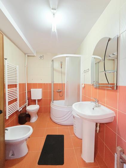 Apartament cu 2 camere decomandat în Siderurgiștilor