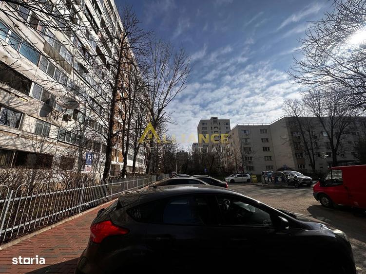 Apartament cu 3 camere în Dristor