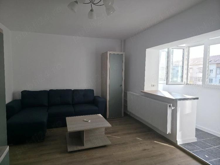 Apartament cu 2 camere decomandat în Berceni