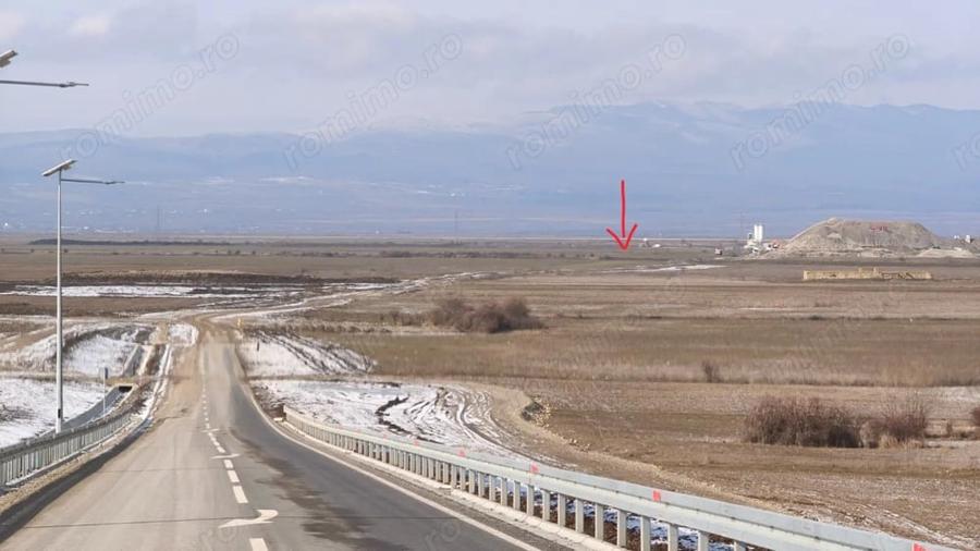 Teren de 14500 mp, în Ivăncești