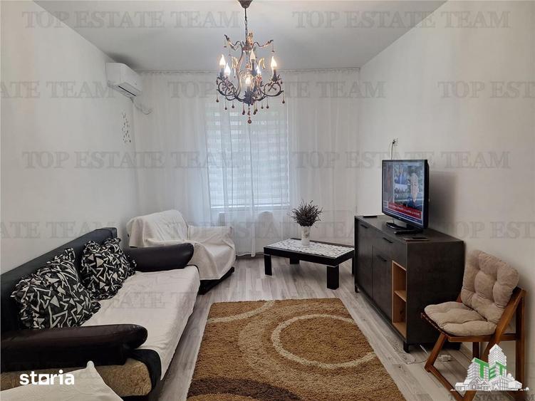 Apartament cu 2 camere semidecomandat în Tei