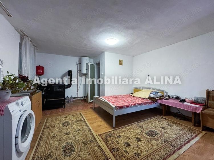 Casă cu 4 camere în Central