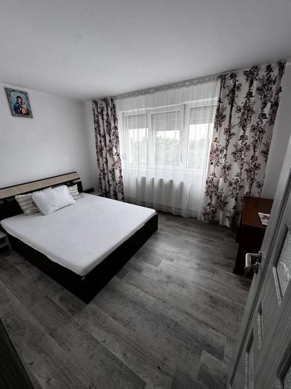 Apartament cu 2 camere semidecomandat în Unirii Sud