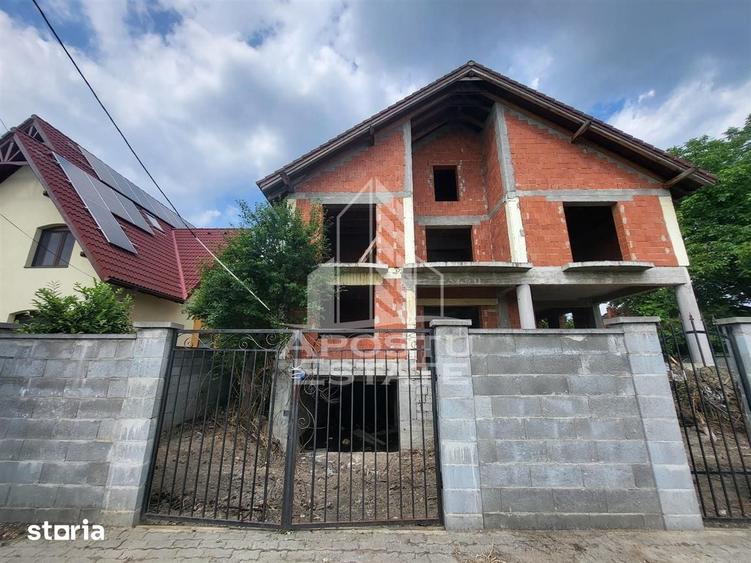 Casă cu 10 camere cu Teren 1154 Mp în Freidorf