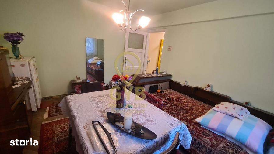 Apartament cu 2 camere decomandat în Central