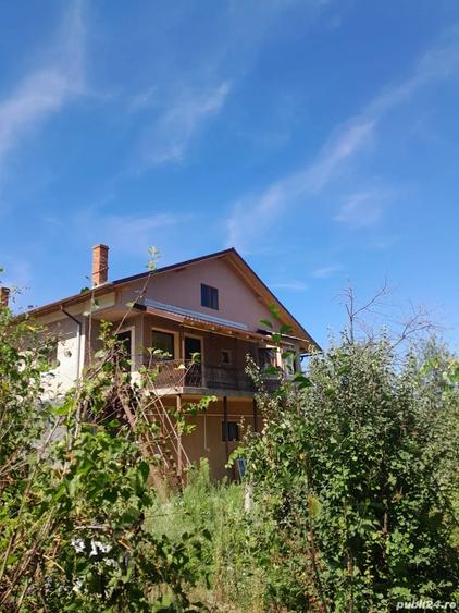 Casă cu 4 camere în Central