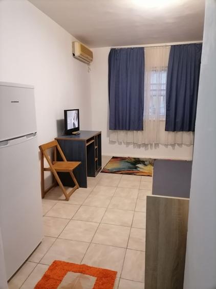 Garsonieră semidecomandată în Fizicienilor