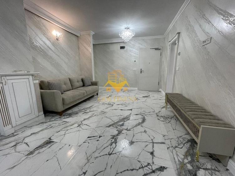 Apartament cu 2 camere semidecomandat, mobilat în Florești