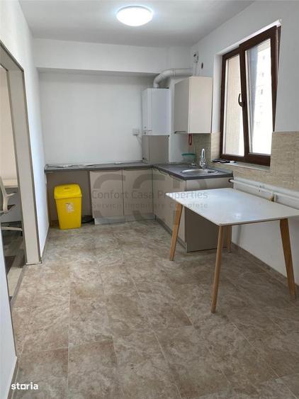 Apartament cu 3 camere în Tineretului