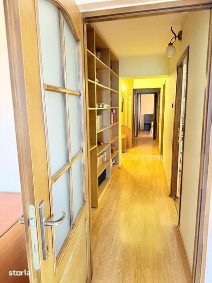 Apartament cu 4 camere decomandat în Siderurgiștilor