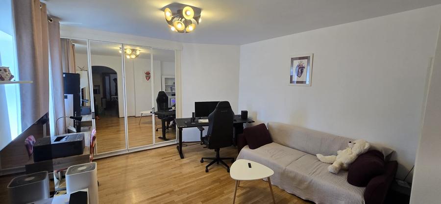 Apartament cu 2 camere decomandat în Cotroceni
