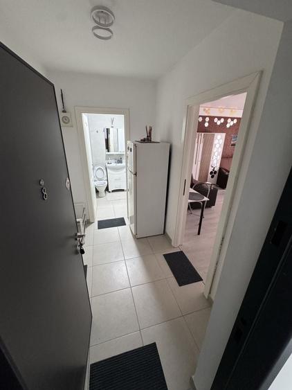 Garsonieră decomandată în Jiului