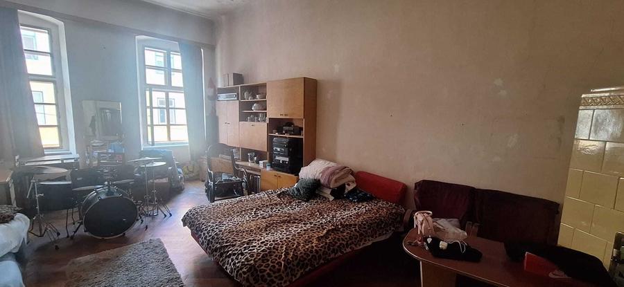 Apartament cu 2 camere semidecomandat în Exterior Vest