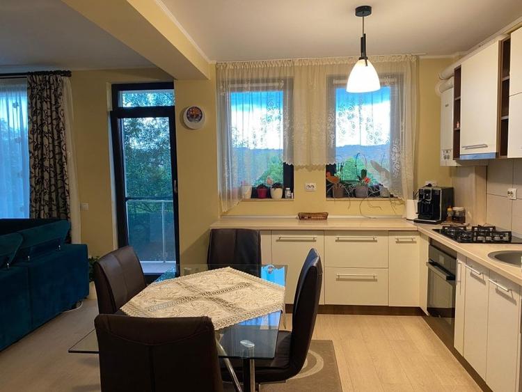 Apartament cu 2 camere decomandat, mobilat în Borhanci