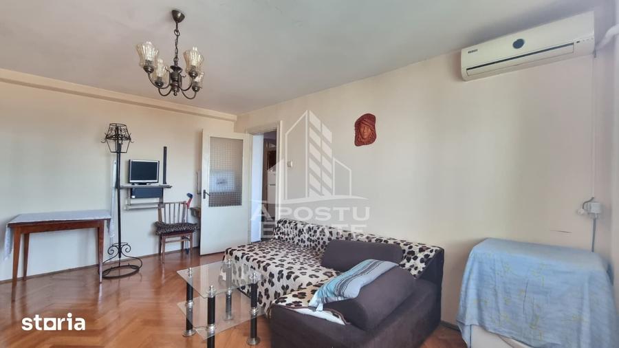 Apartament cu 3 camere decomandat în Circumvalațiunii
