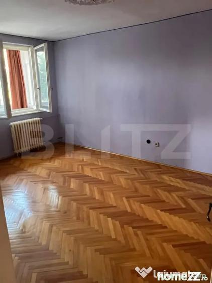 Apartament cu 3 camere, 63 mp - zona Dacia, Oradea - 1