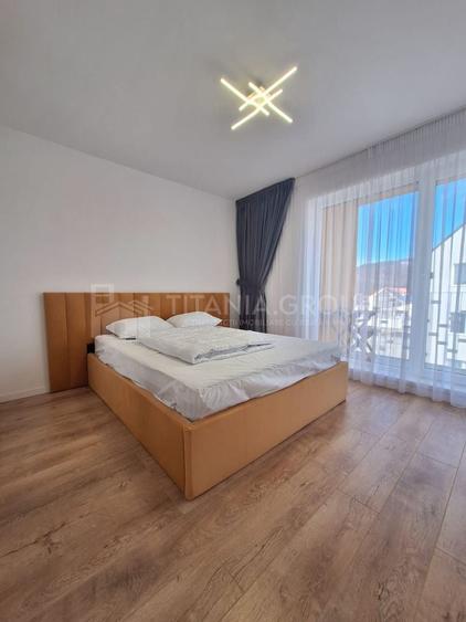 Apartament cu 3 camere decomandat, mobilat în Central