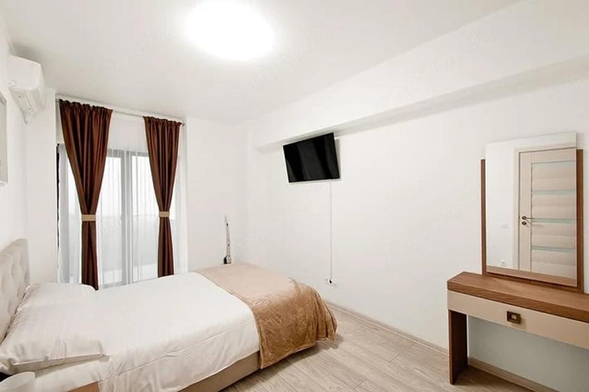 Apartament cu 2 camere decomandat în Faleză