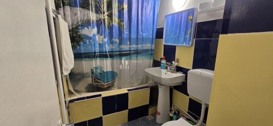 Apartament cu 2 camere semidecomandat, mobilat în Berceni