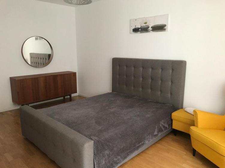 Garsonieră decomandată în Baba Novac