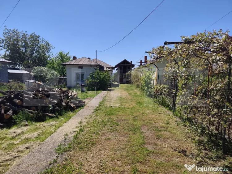 Casa in Gae?ti, 3 dormitoare, teren 2000 mp 62000Euro - 9