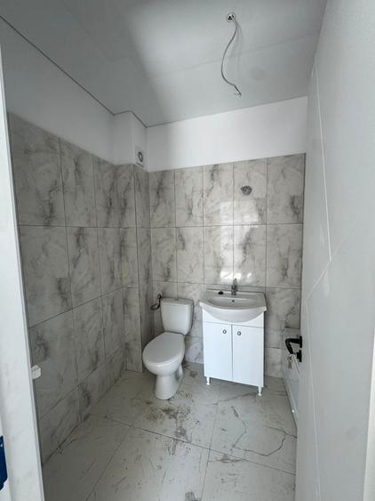 Apartament cu 2 camere semidecomandat în Militari