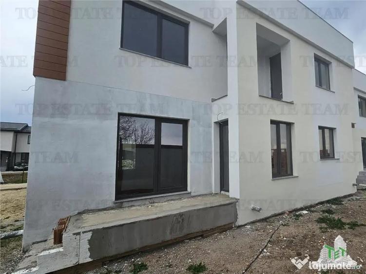 Casă cu 4 camere cu Teren 250 Mp în Chiajna