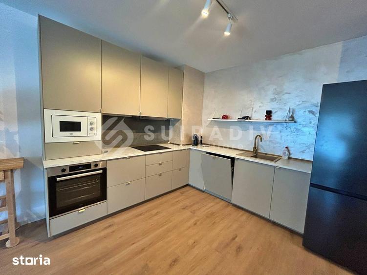 Apartament cu 3 camere semidecomandat în Dâmbul Rotund
