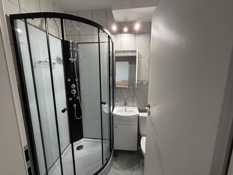 Apartament cu 2 camere decomandat în Berceni