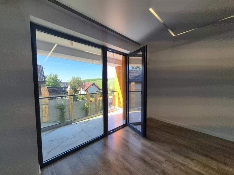 Apartament cu 2 camere semidecomandat în Popas Păcurari