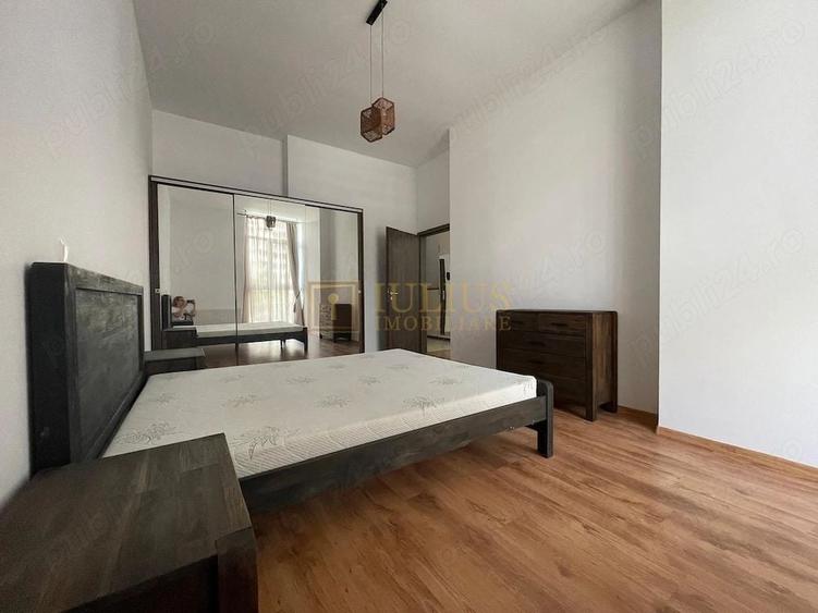 Apartament cu 2 camere decomandat, mobilat în Soarelui