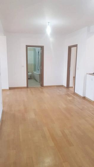 Apartament cu 4 camere decomandat în Chișoda