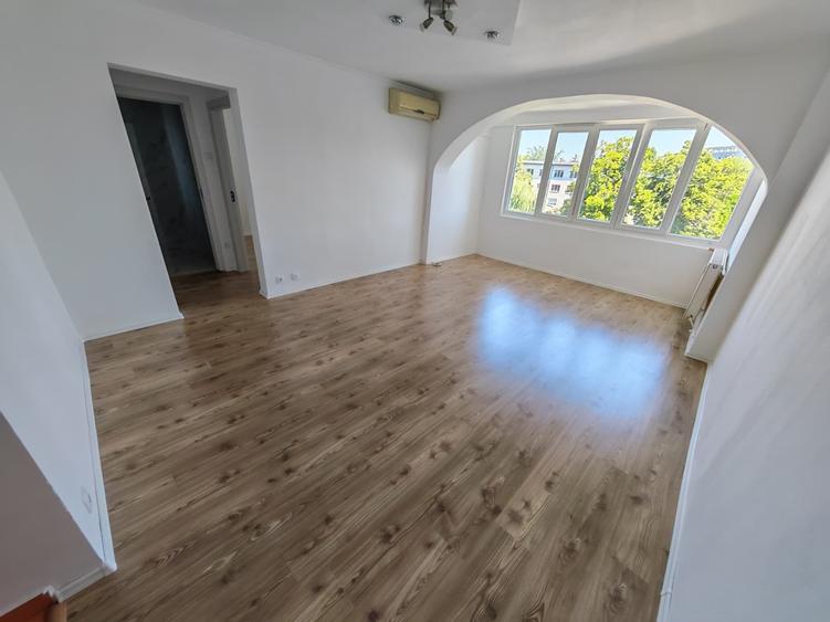 Apartament cu 2 camere semidecomandat în Titan