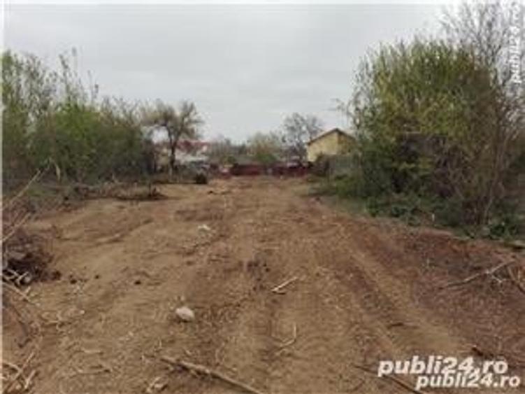 Teren de 2000 mp, în Glina