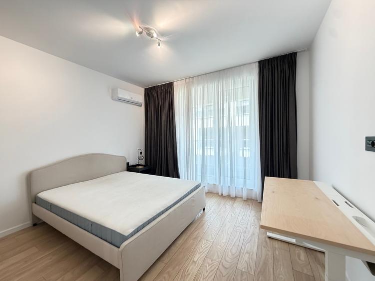Casă cu 5 camere cu Canalizare în Sud-Vest