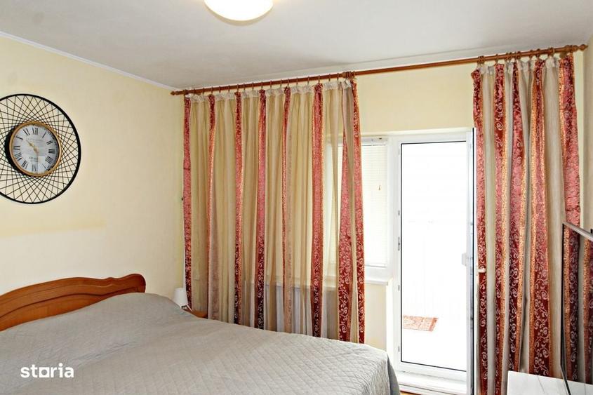 Apartament cu 3 camere decomandat în Faleza Nord