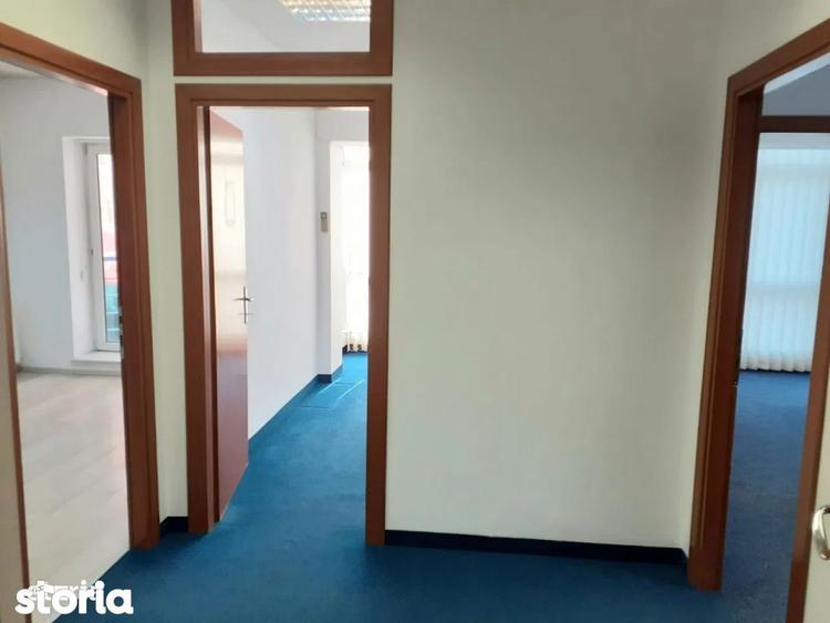 Spațiu comercial, de 240 mp, în Grivița