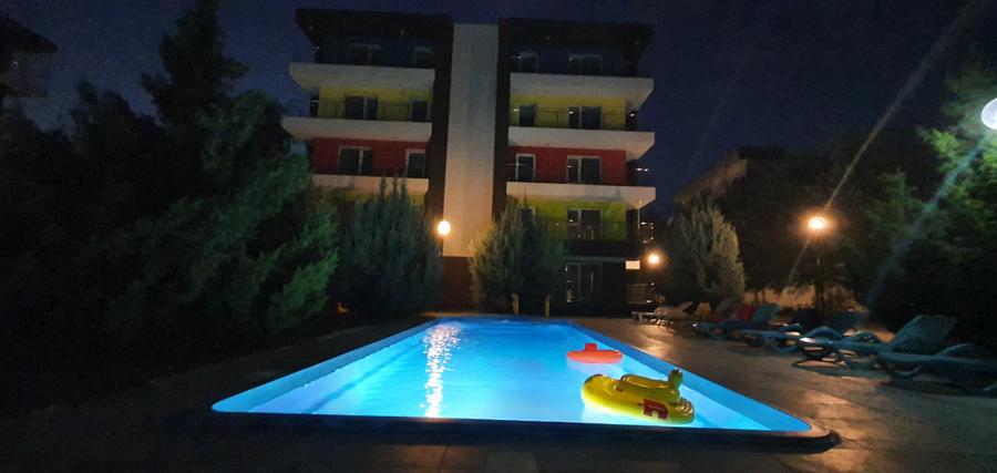 Apartament cu 3 camere decomandat, mobilat în Nord