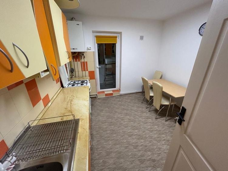 Apartament cu 2 camere decomandat în Dosu Bricii