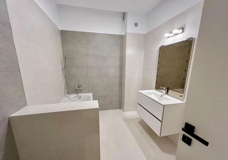 Apartament cu 2 camere decomandat, mobilat în Mamaia