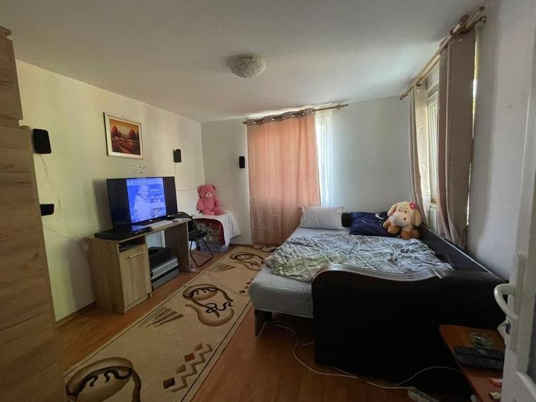 Casă cu 3 camere în Cocorăștii Mislii