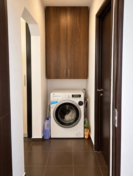 Apartament cu 3 camere decomandat în Lipovei
