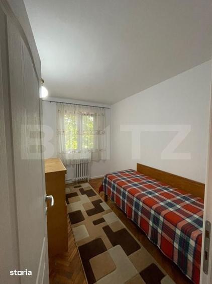 Apartament cu 3 camere decomandat în Sud