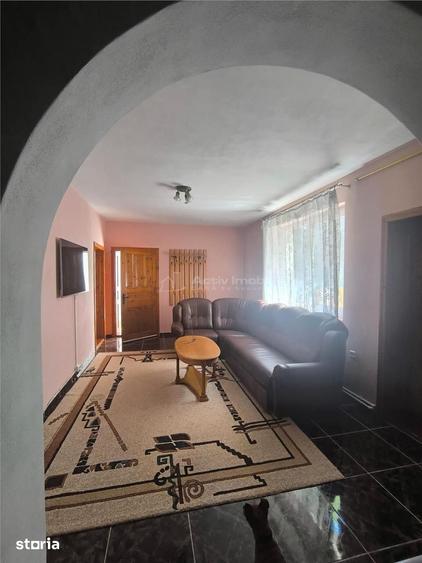 Casă cu 5 camere cu Teren 565 Mp în Central