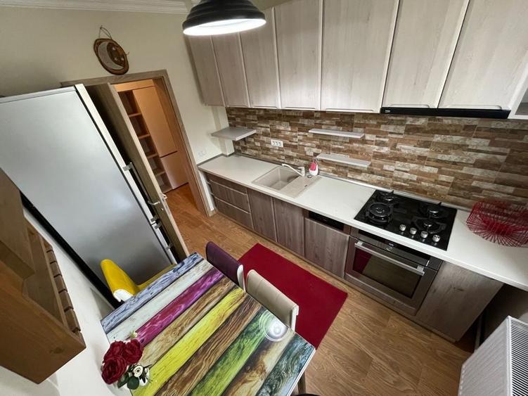 Apartament cu 2 camere semidecomandat, mobilat în Giroc