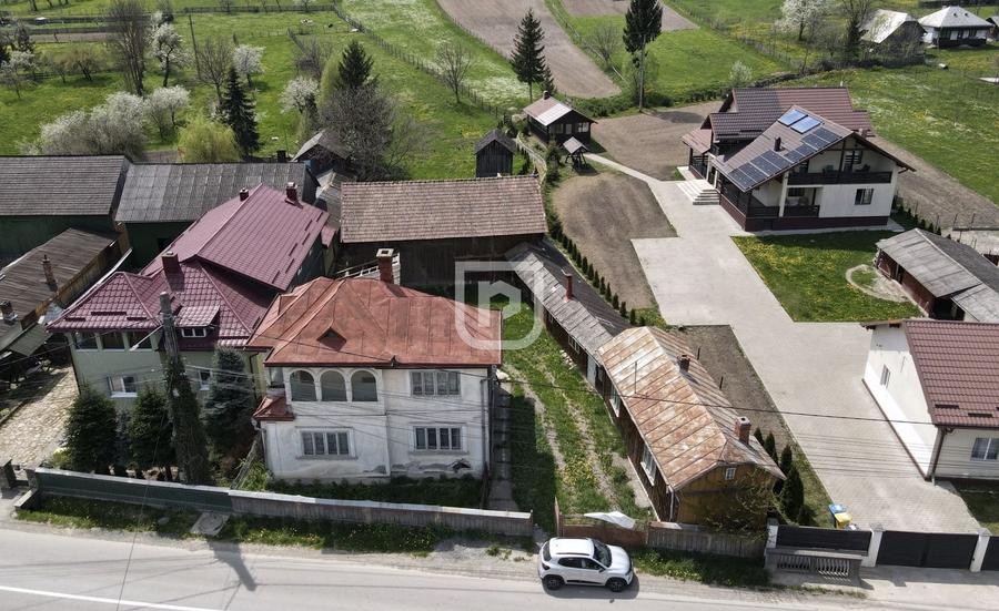 Casă individuală cu 4 camere cu Canalizare în Mănăstirea Humorului