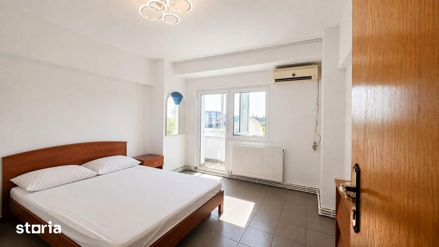 Apartament cu 3 camere decomandat în Centrul Civic